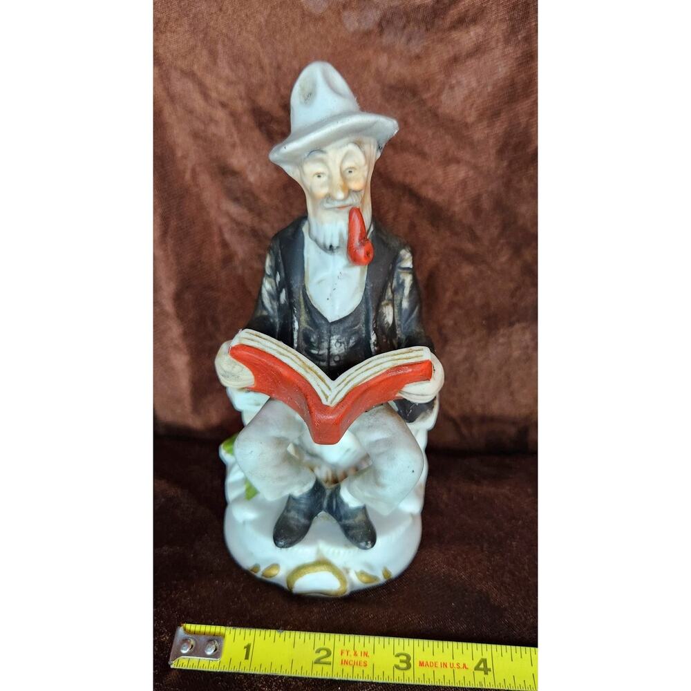 Vintage Flambro Old Man with Pipe reading book Porcelain Figure 7"